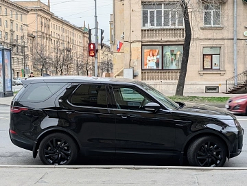 Land Rover Discovery, 2017г, полный привод, автомат