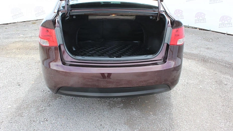 Kia Cerato, 2010г., передний привод, механика