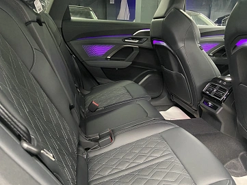 Audi Q5, 2026г., полный привод, робот