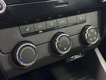 Skoda Octavia, 2018г., передний привод, механика