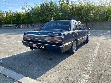 Nissan Cedric, 1986г., задний привод, автомат