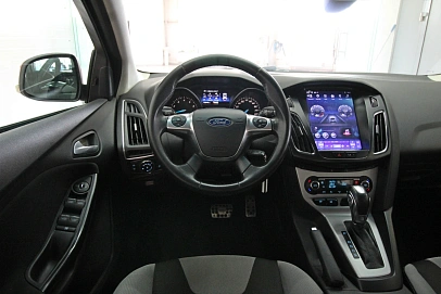 Ford Focus, 2014г., передний привод, робот
