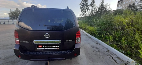 Nissan Pathfinder, 2012г., полный привод, механика
