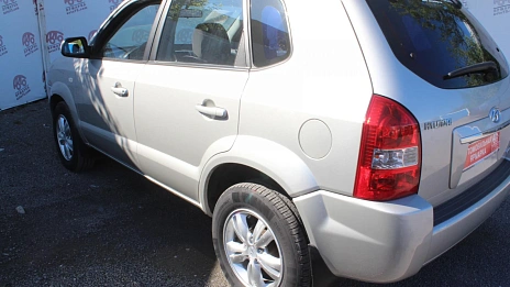 Hyundai Tucson, 2008г., передний привод, механика