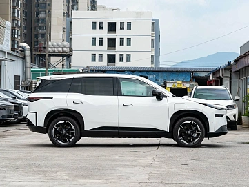 Toyota bZ3X, 2026г., передний привод, автомат