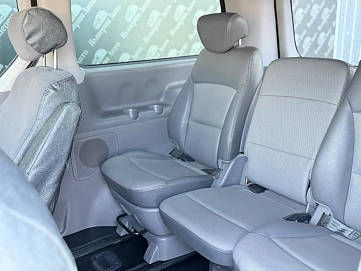 Hyundai Grand Starex, 2011г., задний привод, автомат