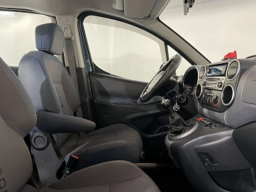 Citroen Berlingo, 2010г., передний привод, механика