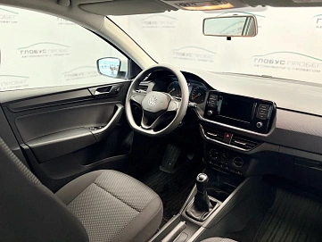 Volkswagen Polo, 2020г., передний привод, механика