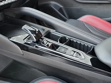 Geely Coolray, 2024г., передний привод, робот