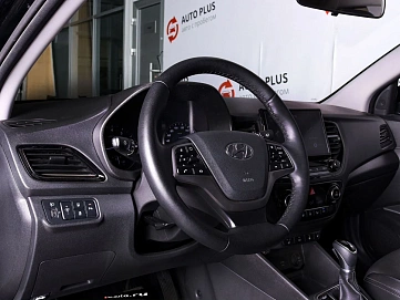 Hyundai Solaris, 2022г., передний привод, автомат