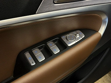 Genesis G70, 2019г., полный привод, автомат