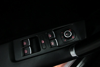 Volkswagen Passat, 2013г., передний привод, робот