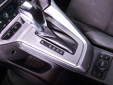 Ford Focus, 2012г., передний привод, робот