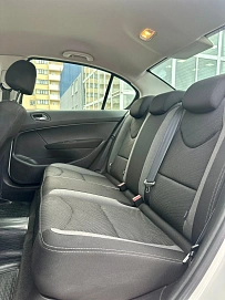 Peugeot 408, 2014г., передний привод, автомат