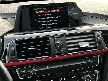 BMW 3 серии, 2018г., задний привод, автомат