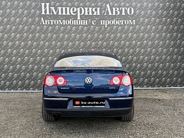 Volkswagen Passat, 2006г., передний привод, автомат