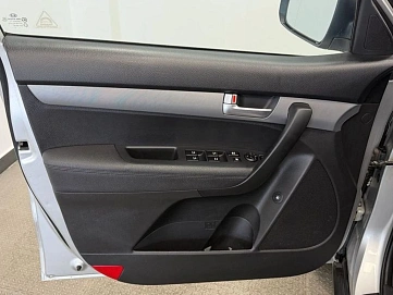 Kia Sorento, 2014г., передний привод, автомат