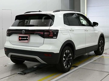 Volkswagen T-Cross, 2023г., передний привод, робот