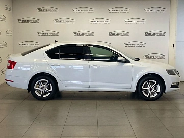 Skoda Octavia, 2018г., передний привод, механика