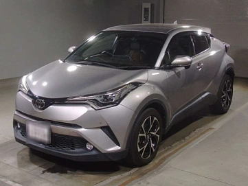 Toyota C-HR, 2019г., полный привод, вариатор