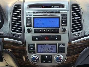 Hyundai Santa Fe, 2011г., полный привод, автомат