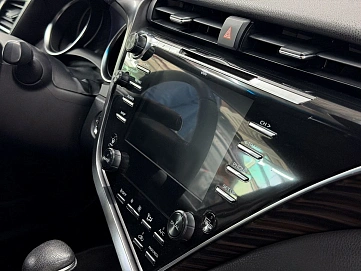 Toyota Camry, 2020г., передний привод, автомат