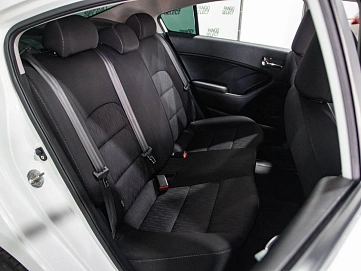 Kia Cerato, 2014г., передний привод, механика