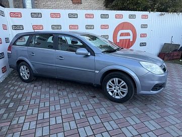 Opel Vectra, 2006г., передний привод, робот
