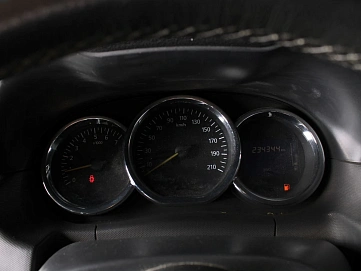 Renault Duster, 2016г., полный привод, механика