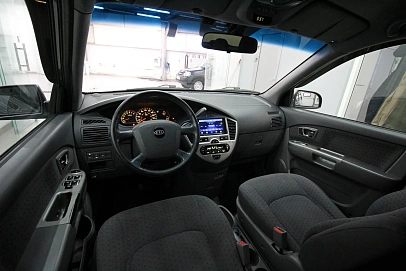 Kia Carens, 2006г., передний привод, автомат
