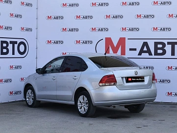 Volkswagen Polo, 2014г., передний привод, автомат