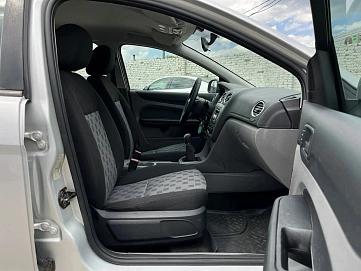 Ford Focus, 2009г., передний привод, механика