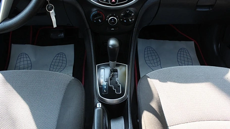 Hyundai Solaris, 2014г., передний привод, механика