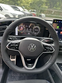 Volkswagen Tiguan, 2026г., полный привод, робот