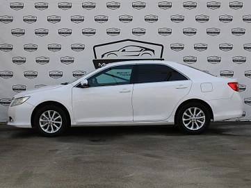 Toyota Camry, 2013г., передний привод, автомат