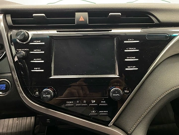 Toyota Camry, 2018г., передний привод, автомат