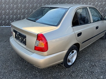 Hyundai Accent, 2002г., передний привод, автомат