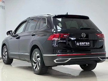 Volkswagen Tiguan, 2022г., передний привод, робот