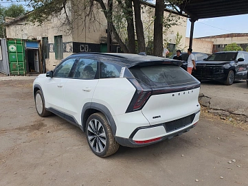 Geely Atlas, 2026г, передний привод, робот
