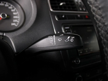 Volkswagen Polo, 2018г., передний привод, автомат