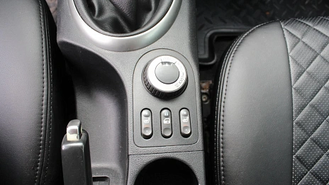 Nissan Qashqai, 2008г., передний привод, механика