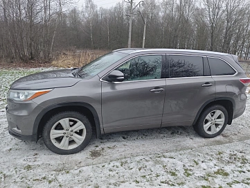 Toyota Highlander, 2014г, полный привод, автомат