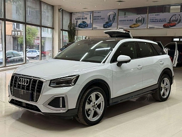 Audi Q2, 2022г., передний привод, робот