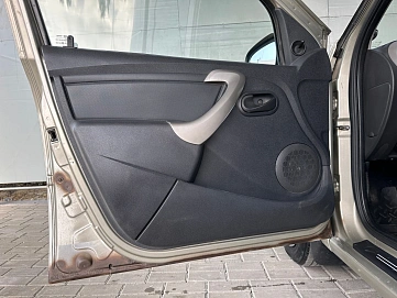 Renault Logan, 2010г., передний привод, механика