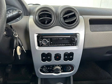 Renault Logan, 2010г., передний привод, механика