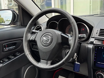 Mazda 3, 2008г., передний привод, механика
