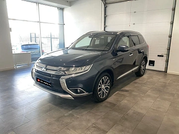 Mitsubishi Outlander, 2018г., полный привод, автомат