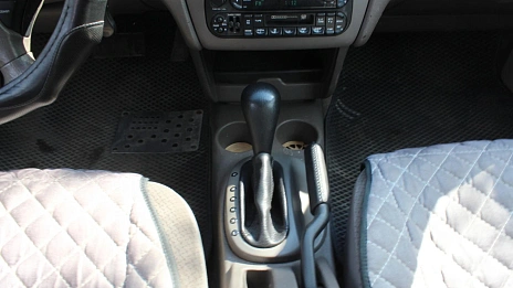 Chrysler Sebring, 2005г., передний привод, автомат