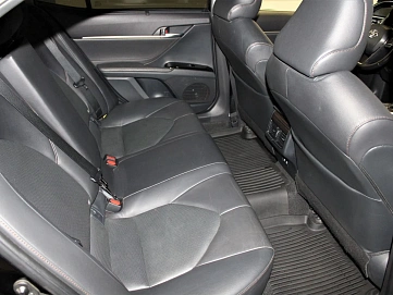 Toyota Camry, 2018г., передний привод, автомат