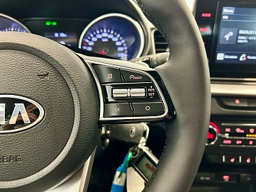 Kia Ceed, 2020г., передний привод, автомат